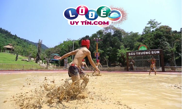 Mơ thấy lội bùn là điềm báo gì? Nên đánh con gì để ăn 100% 3 Mơ thấy lội bùn - chiêm bao thấy chân bị dính đầy bùn báo hiệu tránh được tai ương