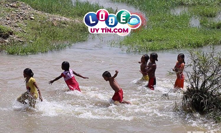 Nằm mơ thấy tắm sông là điềm gì? Đánh con gì hợp lý nhất? 3 Mơ thấy quạ đen có phải điềm xui xẻo? Nên đánh con gì tốt 1