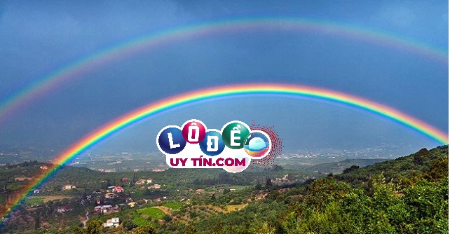 Mơ thấy cầu vồng là điềm gì, đánh con gì? 3 Mơ thấy cầu vồng trên núi cho thấy bạn sắp có cơ hội thăng tiến cao trong công việc - Mơ thấy cầu vồng là điềm gì, đánh con
