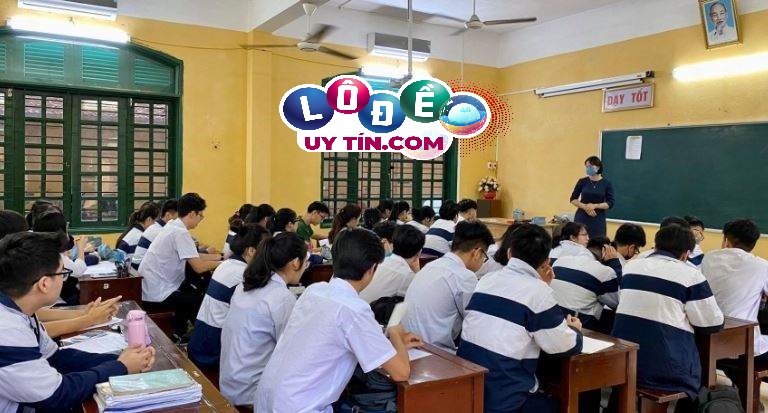 Giải mã mơ thấy đi học đánh con gì, có ý nghĩa gì?